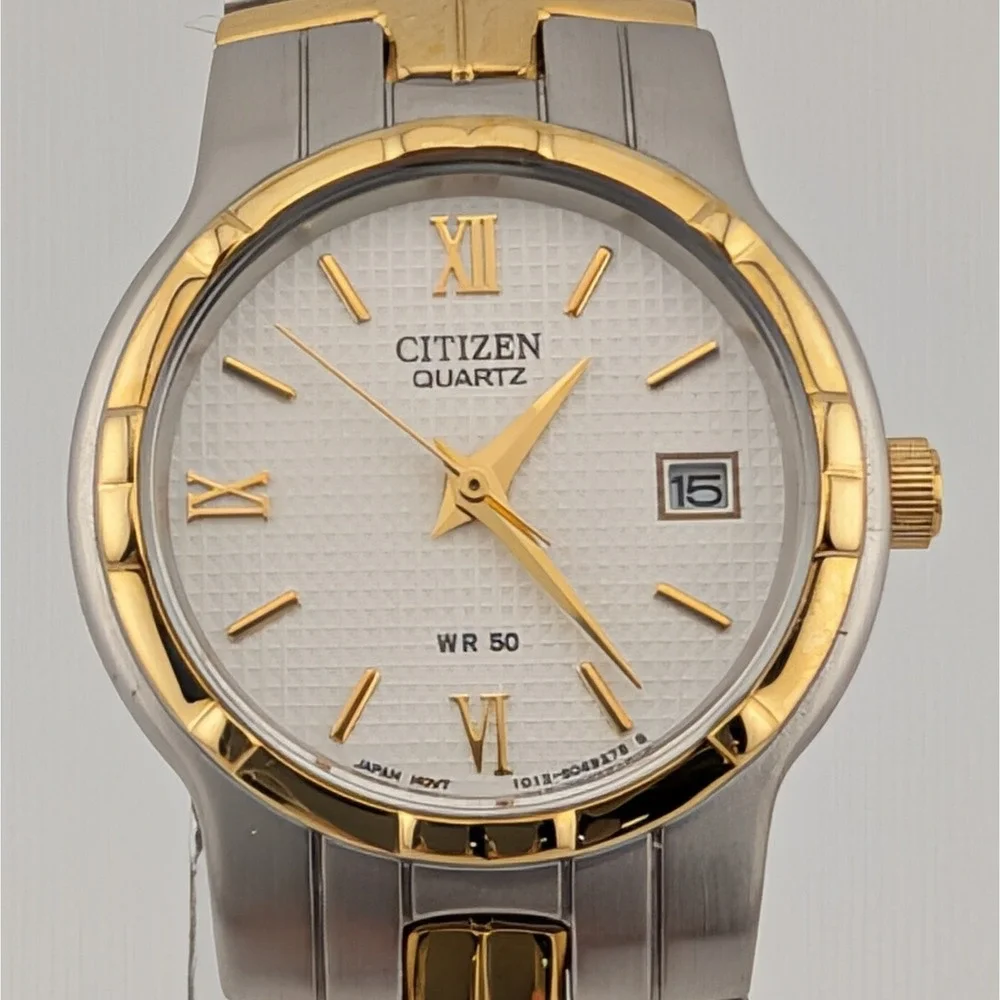 Citizen‎ Quartz 1012-S029287 Two Tone White Textured Dial Roman Date Watch